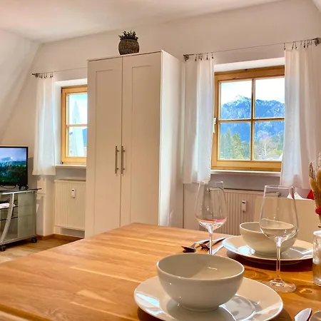 Apartmán Altstadt Mit Tiefgarage Und Bergblick *